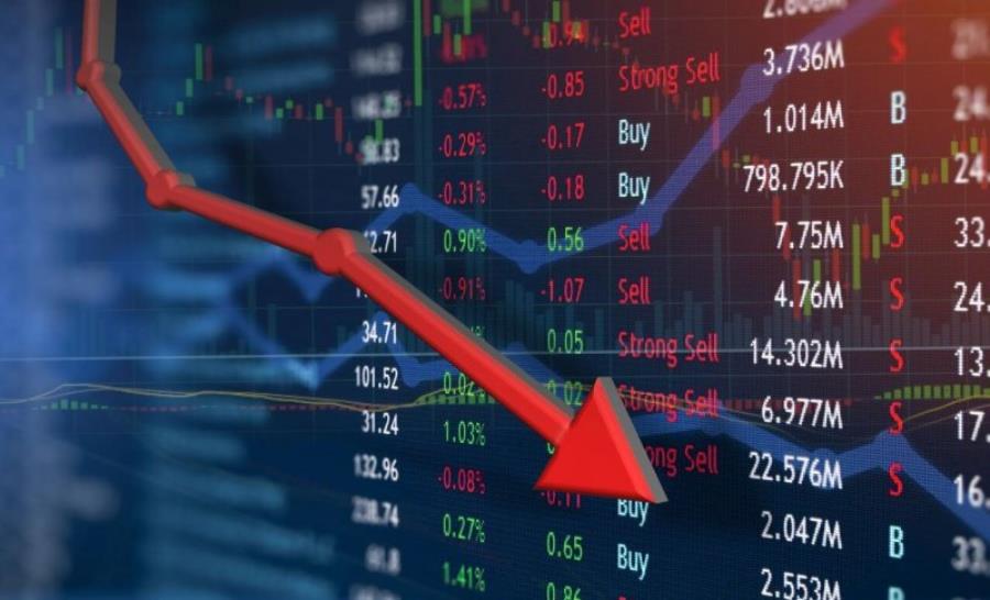 نبرد تمام عیار خریداران و فروشندگان در تابلو معاملات؛ شاخص کل عقب نشست
